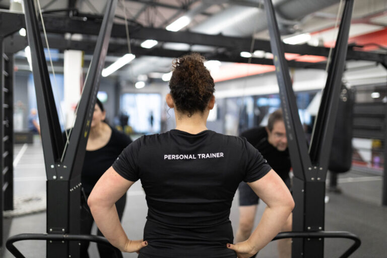 Whether you’re just beginning to explore exercise or looking to refine your routine, a personal trainer can be a game-changer.